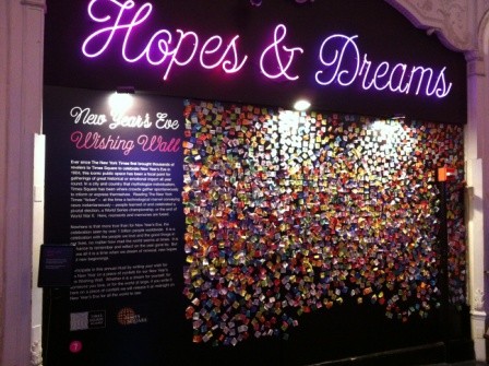 Wishing wall on Times Square Visitor Centre