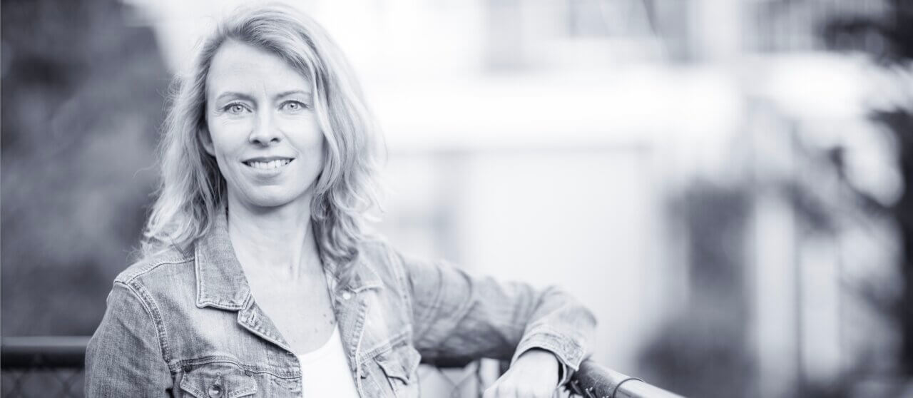 Iris black and white